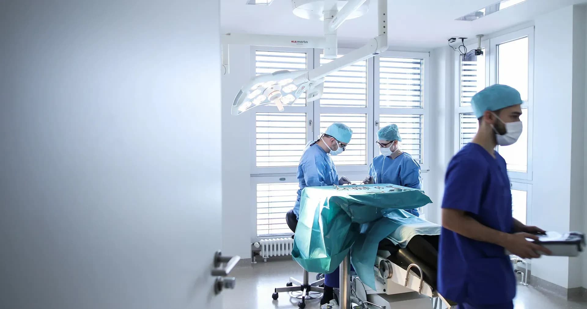 Fester Zahnersatz sofort nach Zahnverlust in Hamburg Winterhude