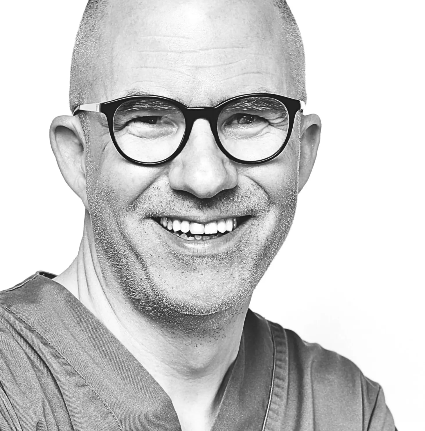 Hochwertiger Zahnersatz ohne Knochenaufbau in Hamburg Barmbek